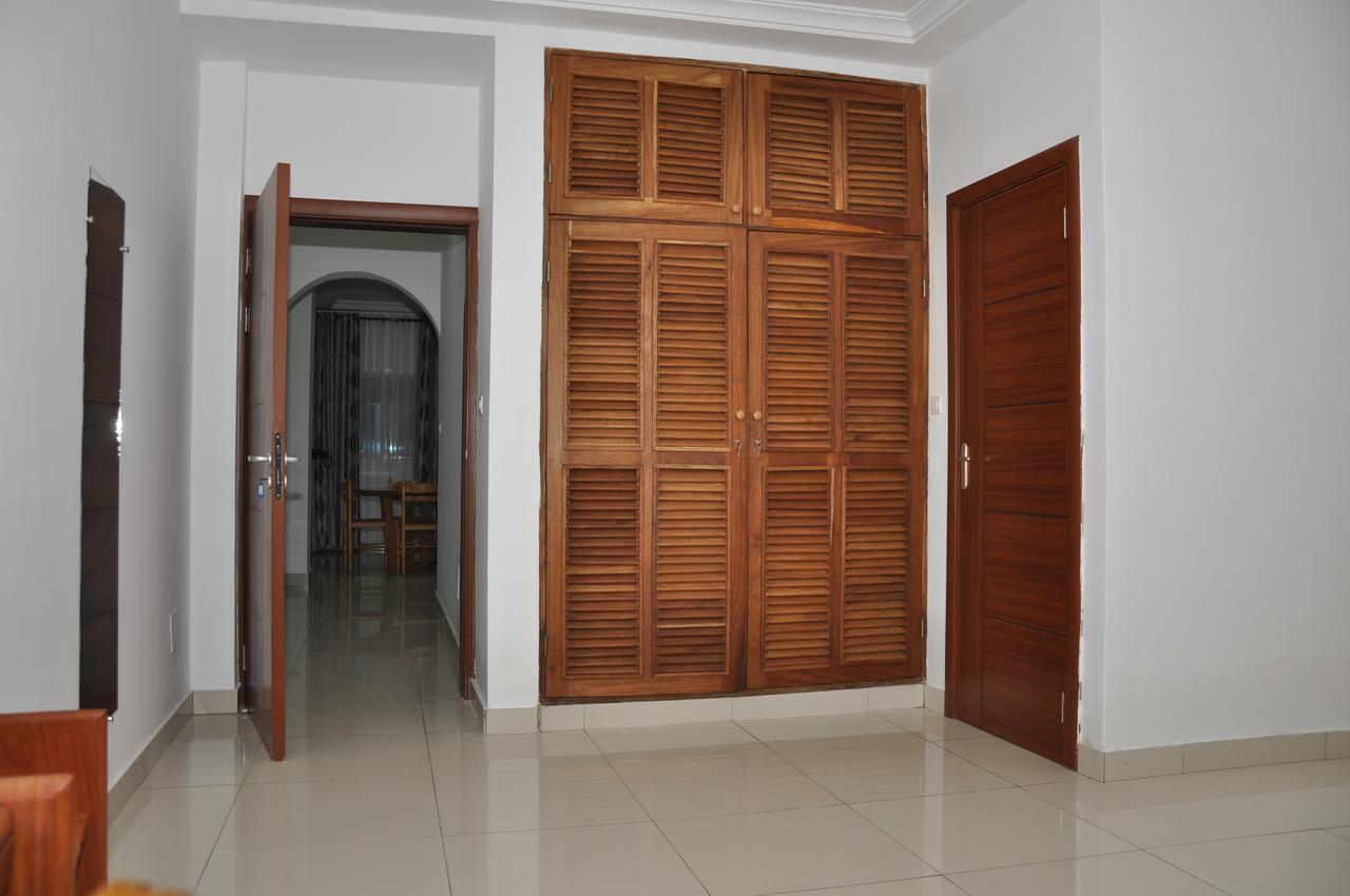لومي Rosalie'S Suites المظهر الخارجي الصورة