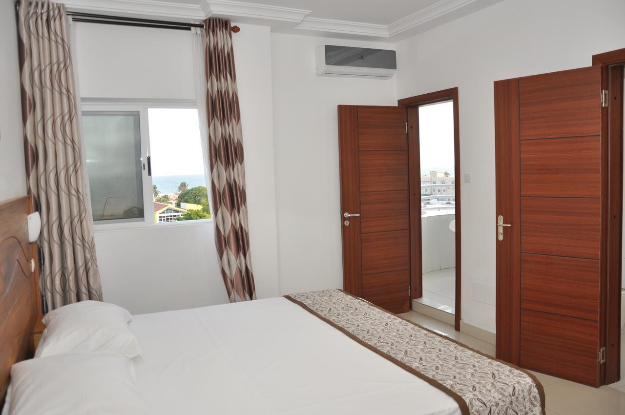 لومي Rosalie'S Suites المظهر الخارجي الصورة