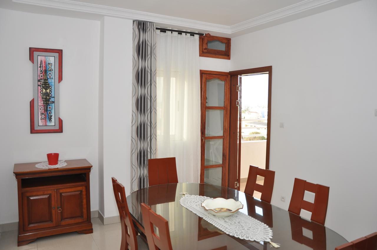 لومي Rosalie'S Suites المظهر الخارجي الصورة