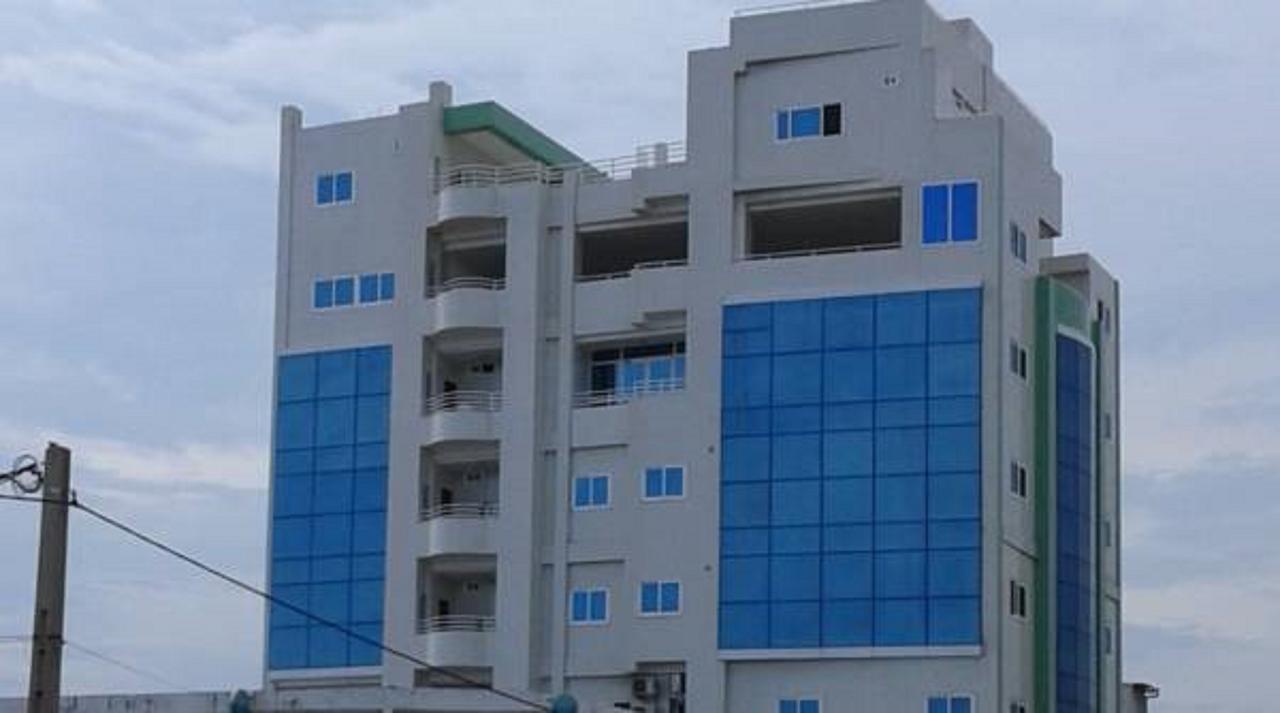 لومي Rosalie'S Suites المظهر الخارجي الصورة