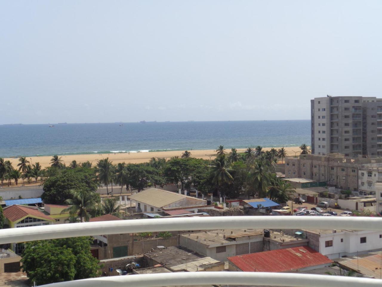 لومي Rosalie'S Suites المظهر الخارجي الصورة